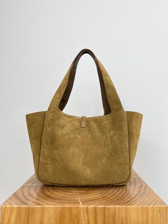 Saint Laurent Le 5 À 7 Bea suede tote bag