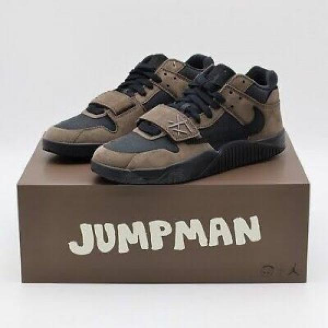 Travis Scott Jumpman Dark Mocha Sneakers