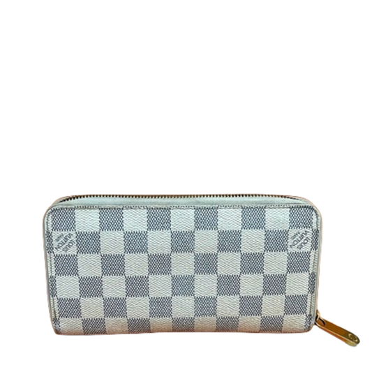 LV Damier Purse (Women)