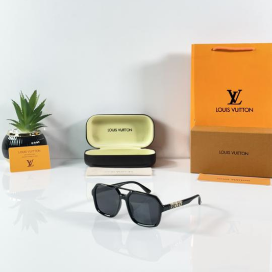 Louis Vuitton 2687  Gold Black